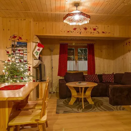 Domki Sywor Dağ evi *